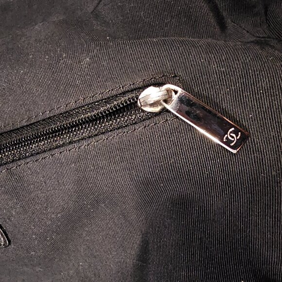 Authentic Chanel Unlimited Logo Tote Bag -full set - Picture 14 of 16